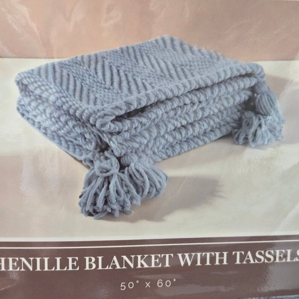 Chenille Blanket with Tassels